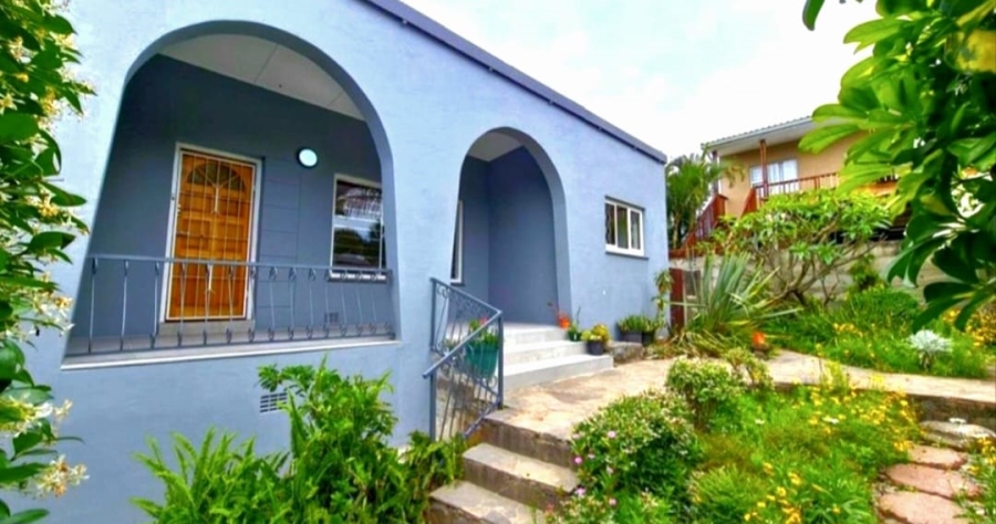 4 Bedroom Property for Sale in Nahoon Valley Park Eastern Cape